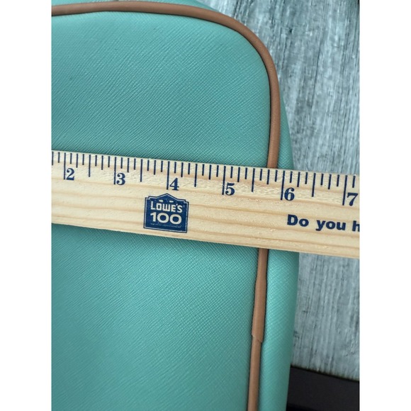 KR‎ Handbag Purse Mint Green Tan Trim Shoulder Bag Designer Style Elegant - Picture 7 of 7